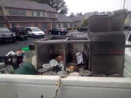 Best Retail Junk Removal  in St Ignace, MI